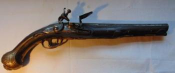Křesadlová pistole 18 stol. Křesadlová pistole 18 stol.