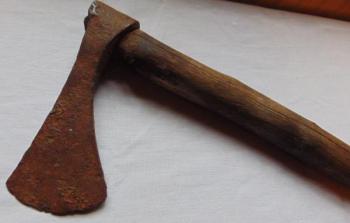 Sekera středověk  Sekera středověk