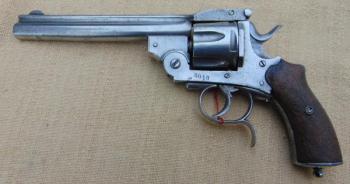 Revolvér S-Wesson Revolvér S-Wesson